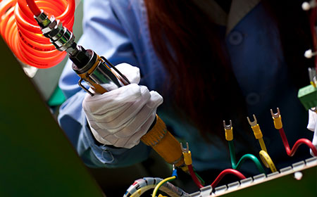 情系教育事业·贡献真挚爱心